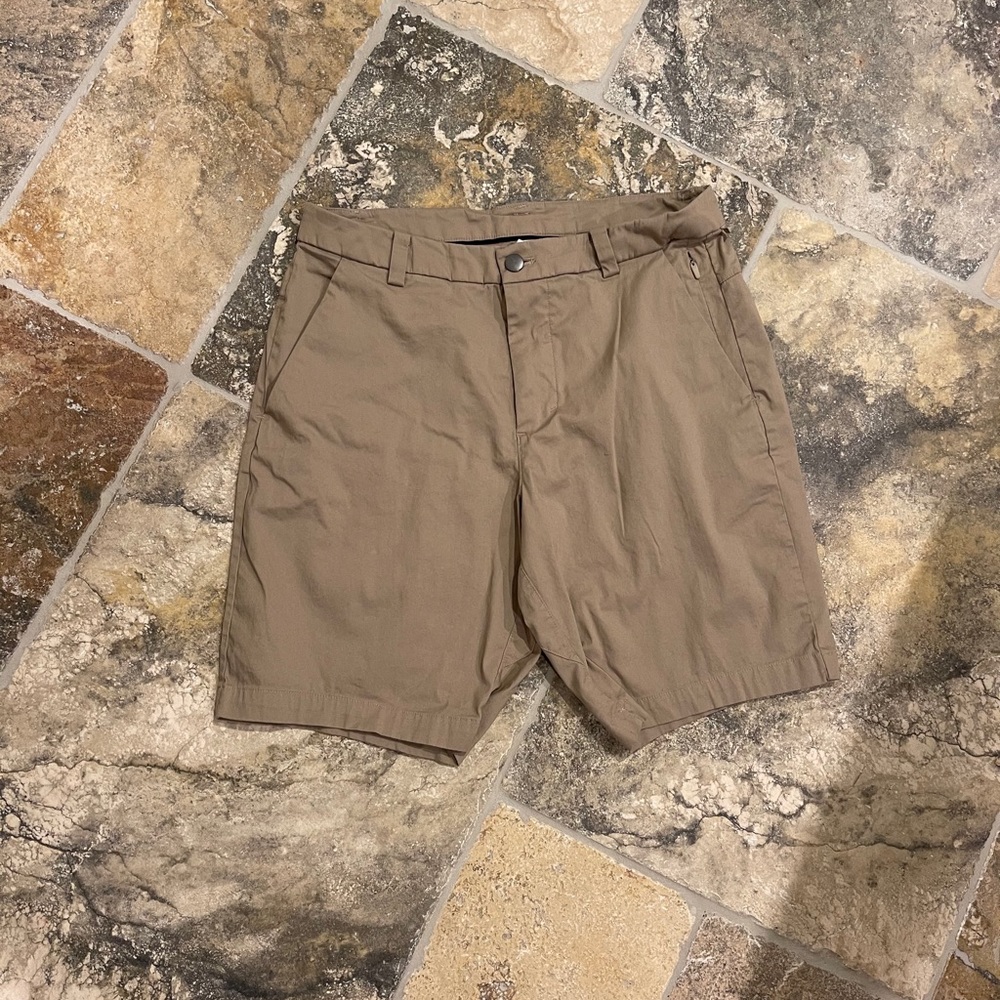 Men’s lululemon shorts.